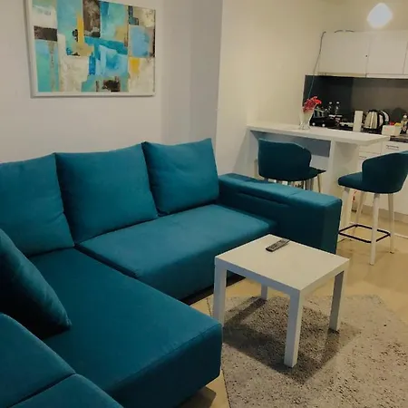 New And Modern In The Center Apartment