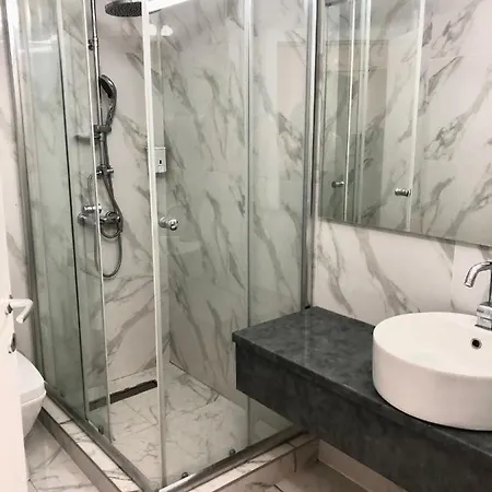 New And Modern In The Center Apartment