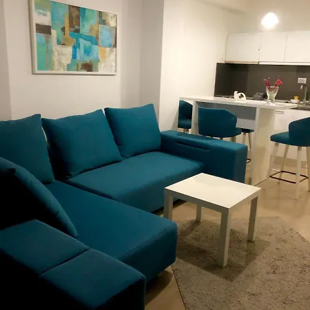 New And Modern In The Center Apartment *
